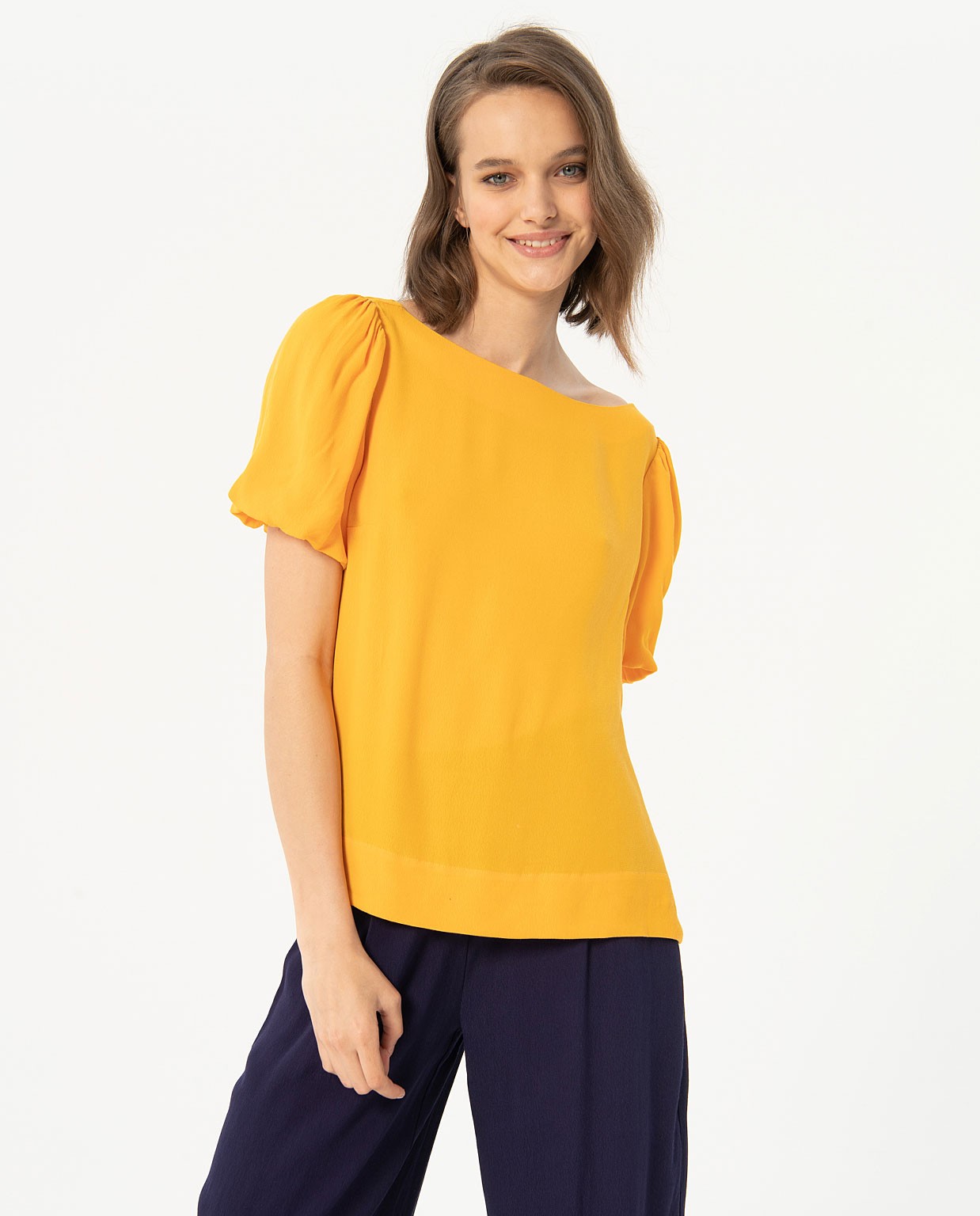 T-shirt uni en crêpe à manches bouffantes Jaune