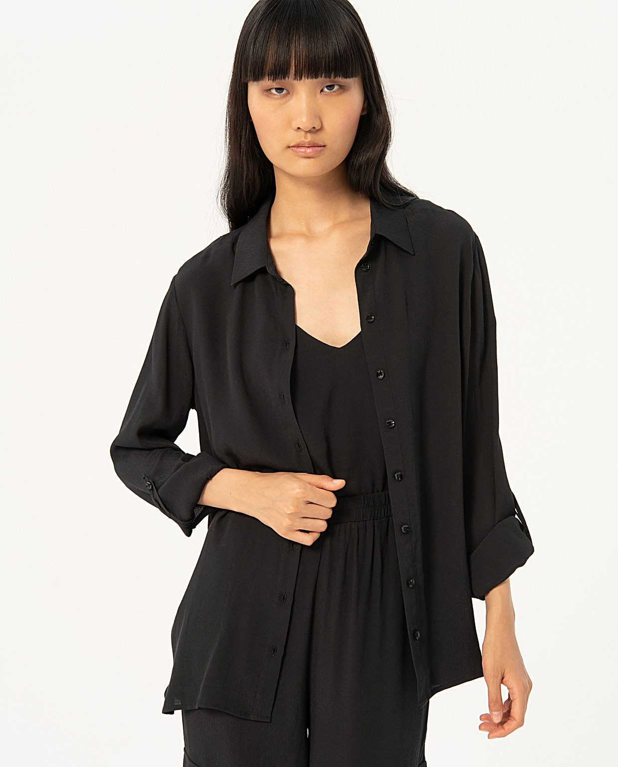 Chemise unie en crêpe à manches longues Noir