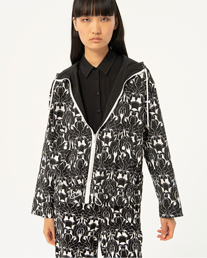 Reversible printed raincoat...