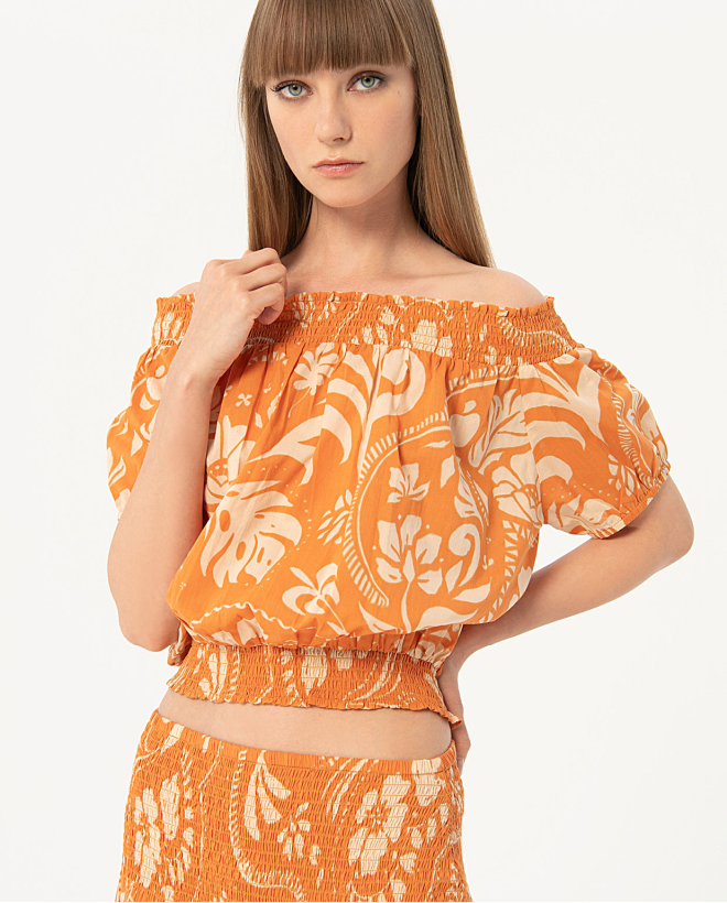 Printed bardot neckline...