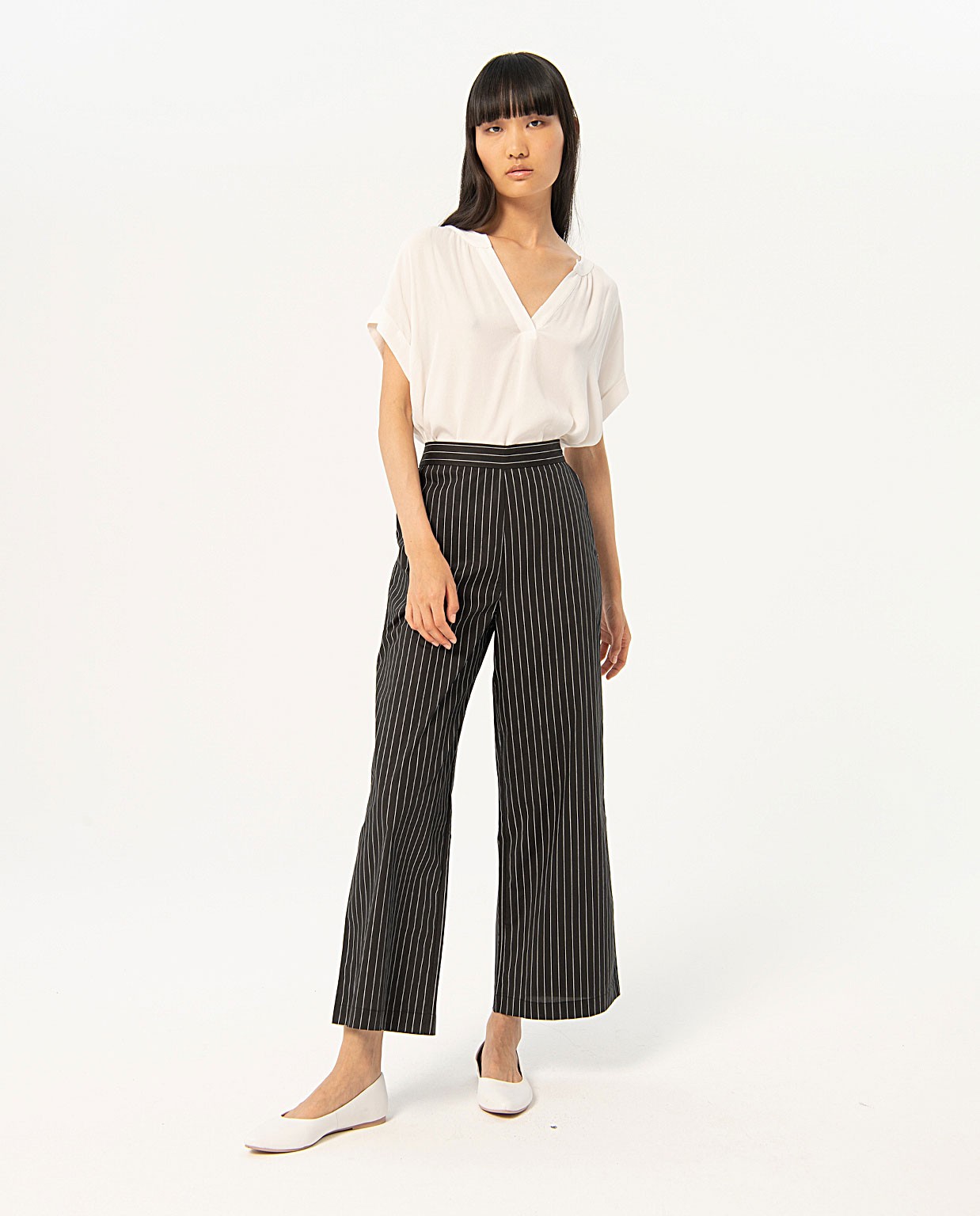 Pinstripe straight pants Black