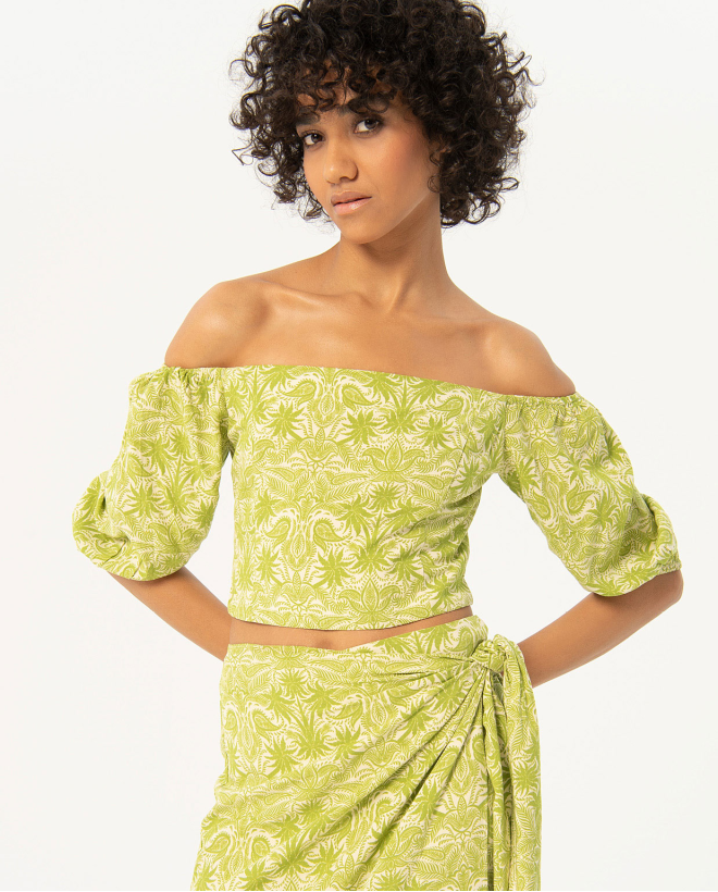 Off-shoulder crop top blouse Green