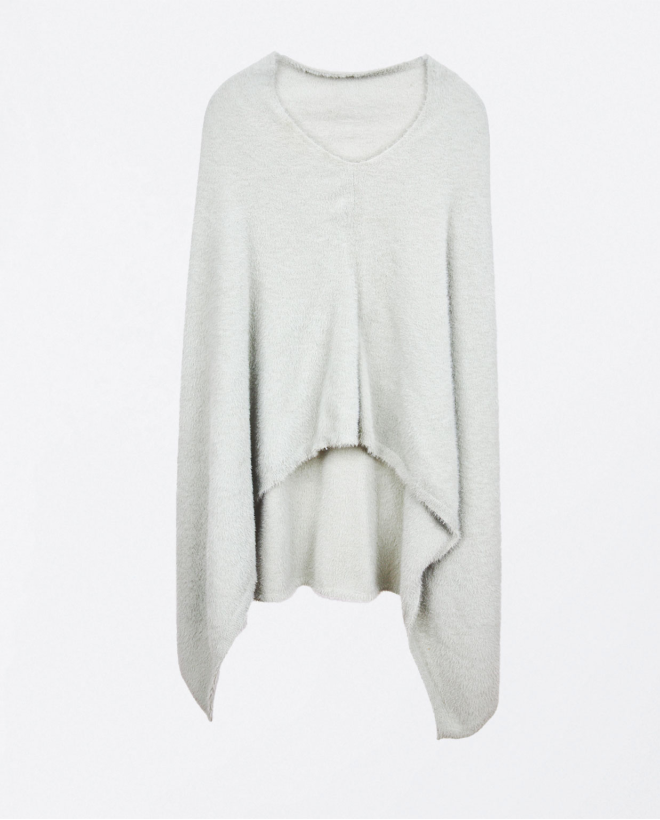 Poncho tricoté uni avec poils Gris