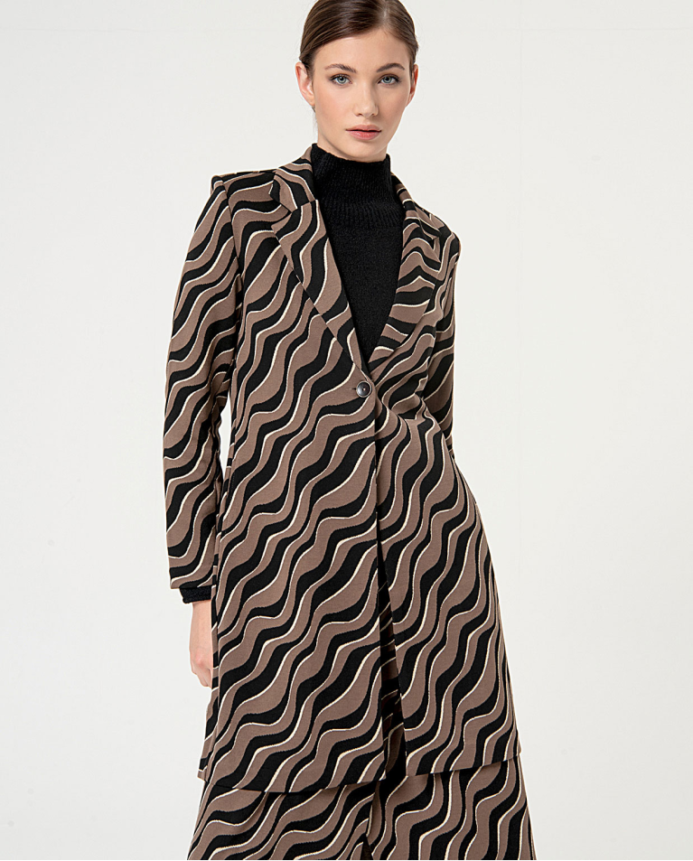 Jacquard coat with lapels Black