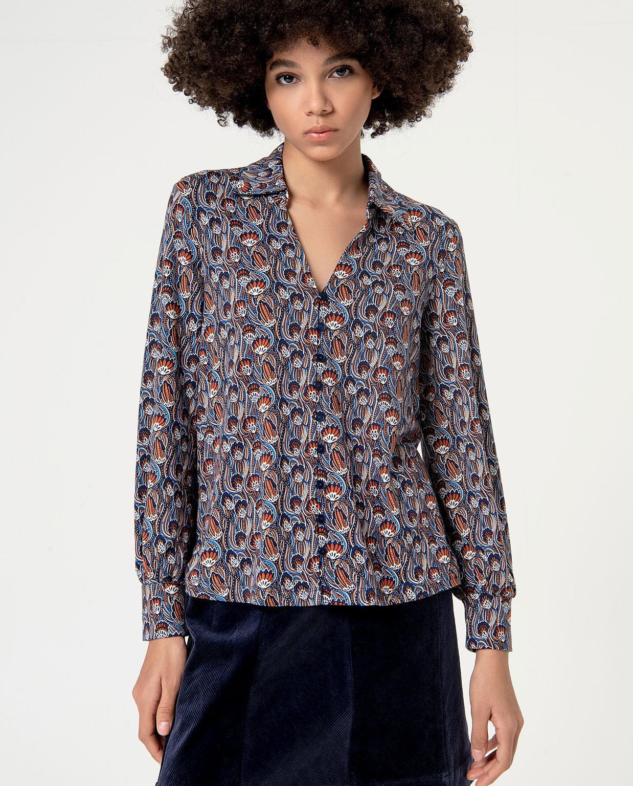 Printed straight and elastic shirt Blue