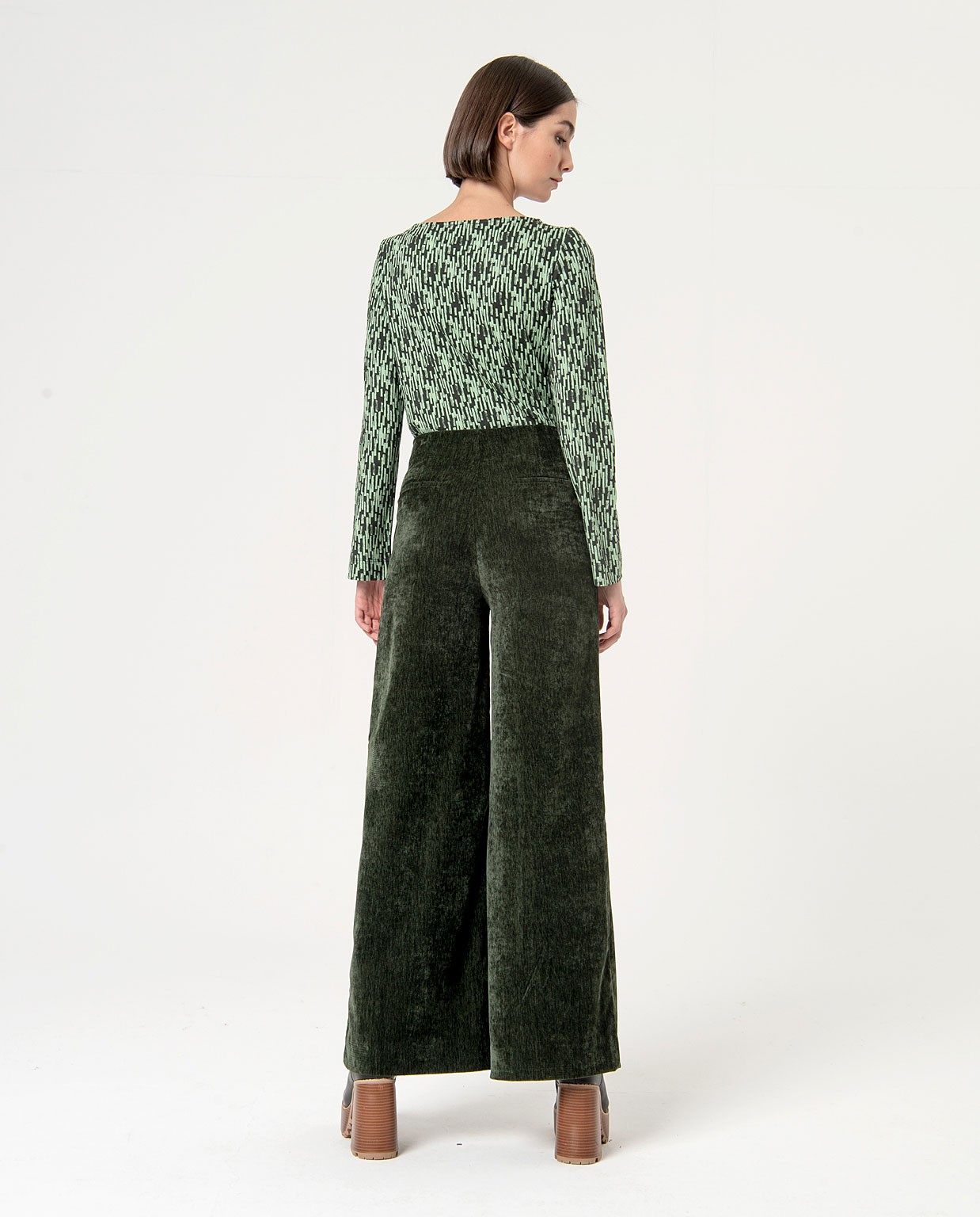 Pantalon palazzo en velours lisse Vert