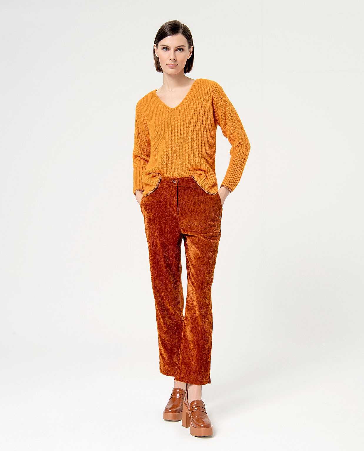 Smooth velvet straight leg pants Orange