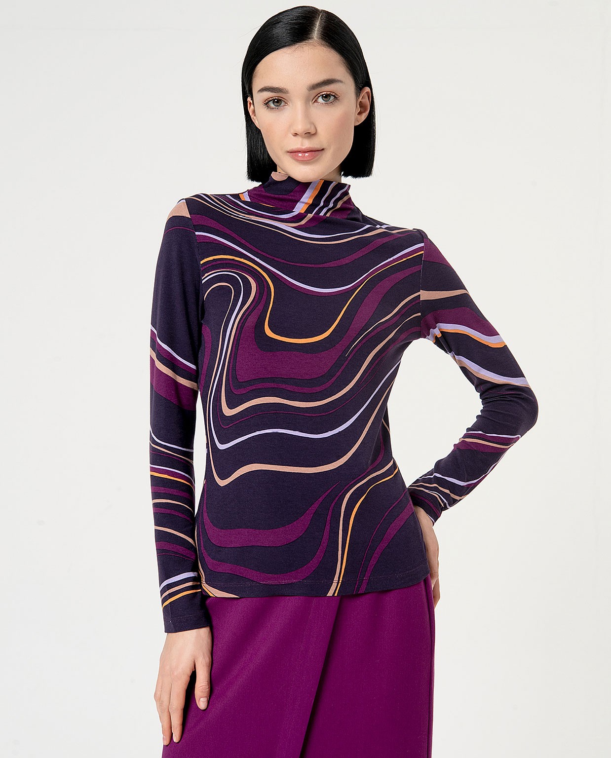 Long sleeve t-shirt with perkins collar. Purple