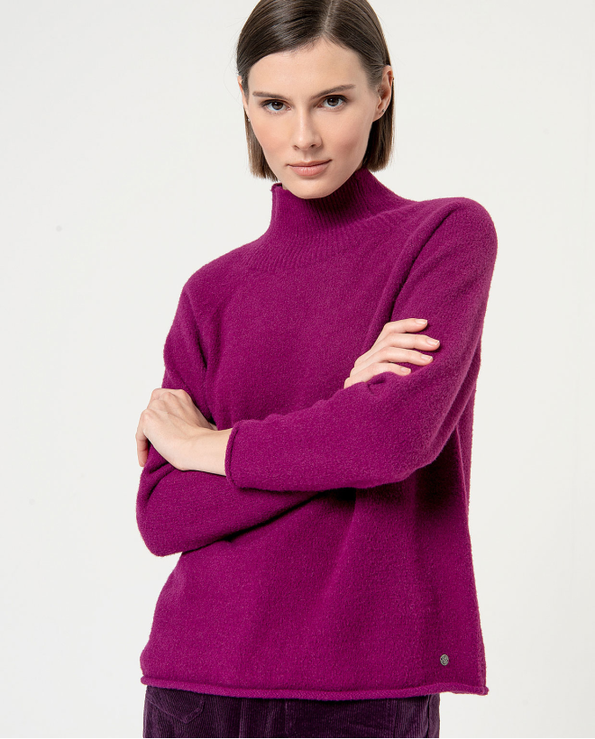 Pull tricoté col roulé Violet