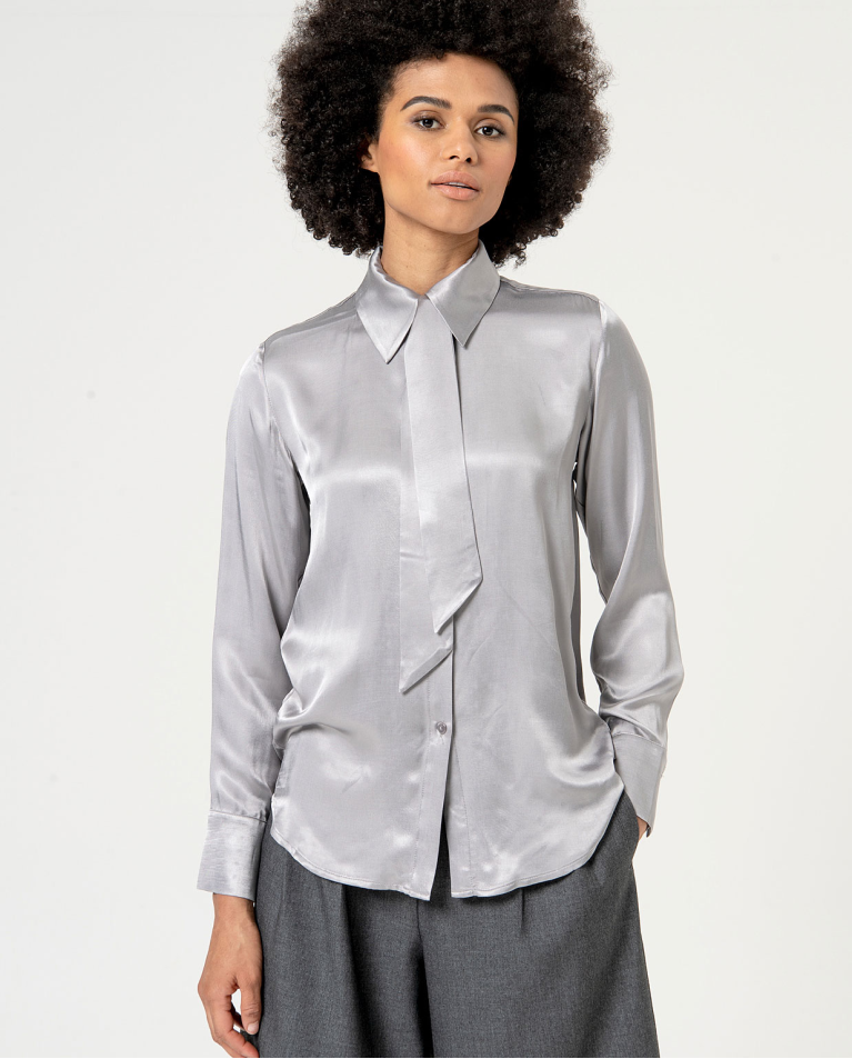 Chemise en satin avec nœud uni Gris