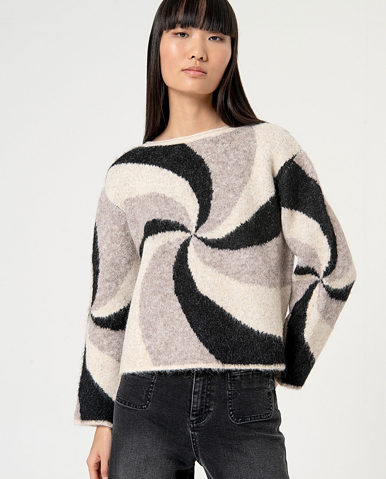 Short jacquard sweater Black