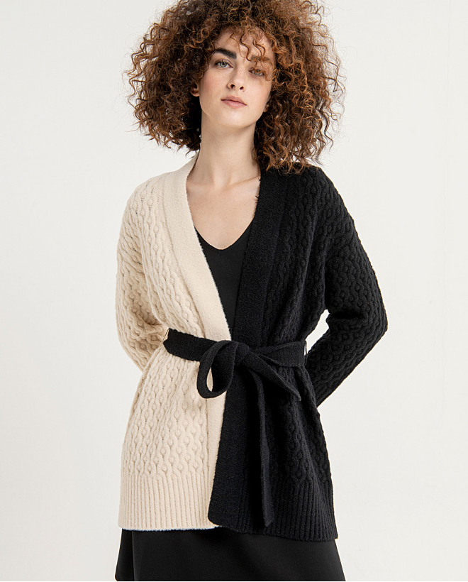 Long, Bicolor, chunky knit cardigan, plaited Ecru