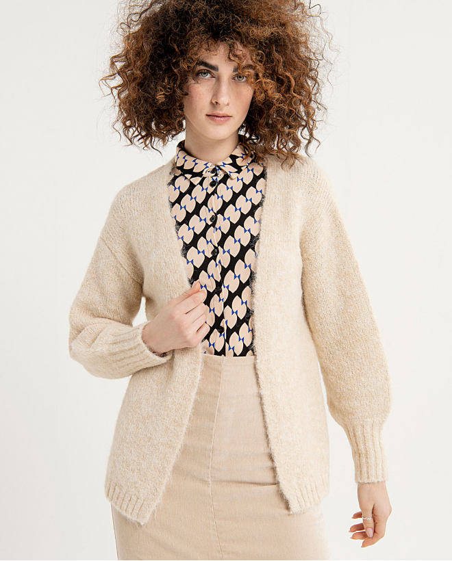 Cardigan en tricot uni à manches ouvertes et bouff Écru