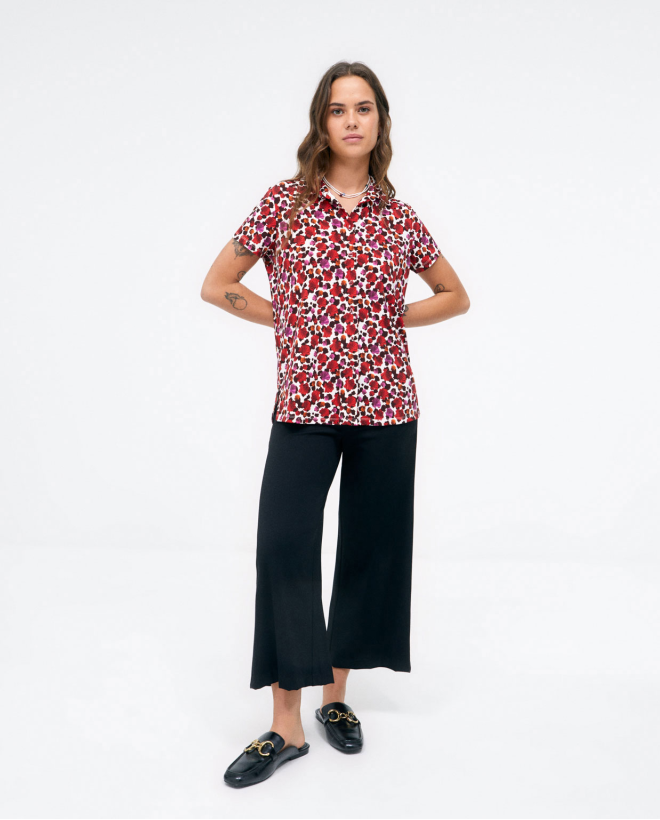 Chemise à manches courtes....