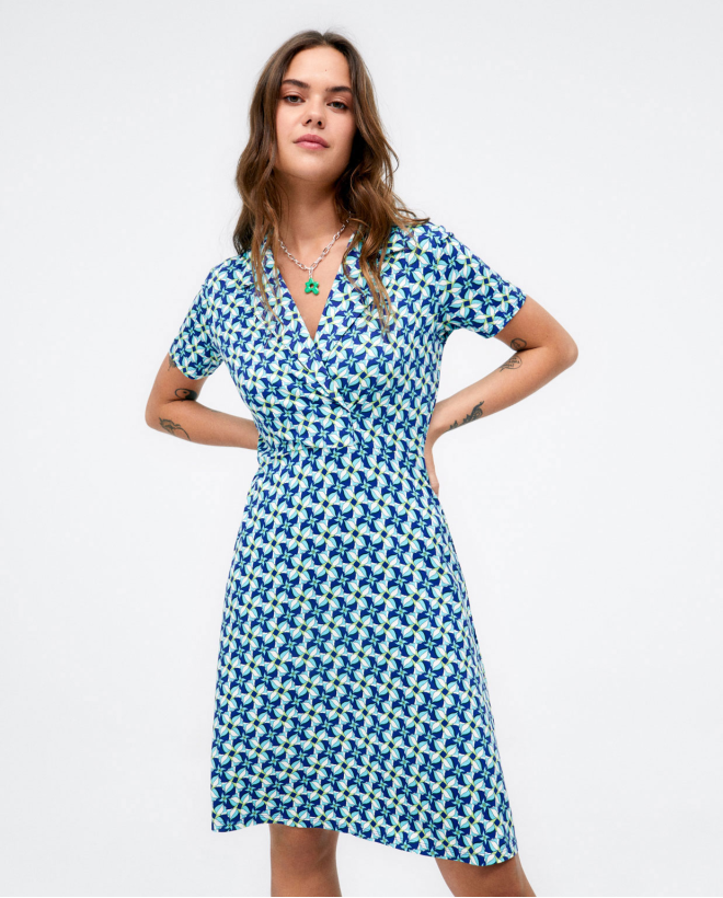 Short cross over dress....