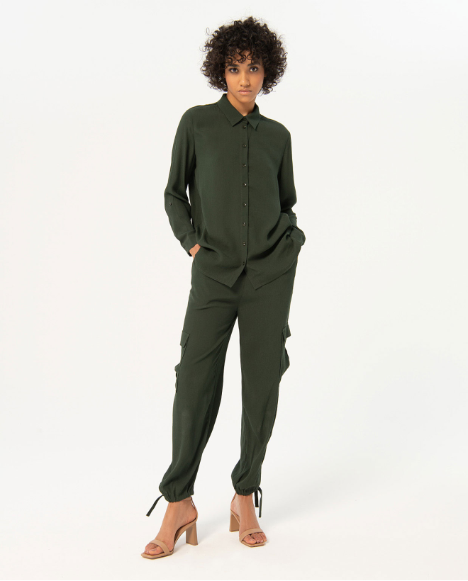 Chemise unie en crêpe à manches longues Khaki