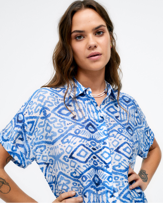 Long short sleeve shirt. e...
