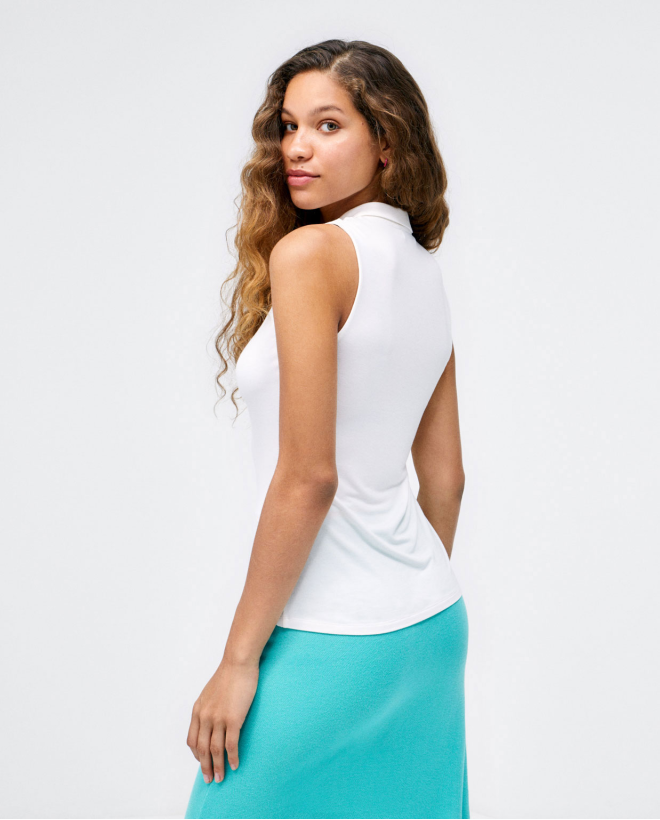 Chemise sans manches...