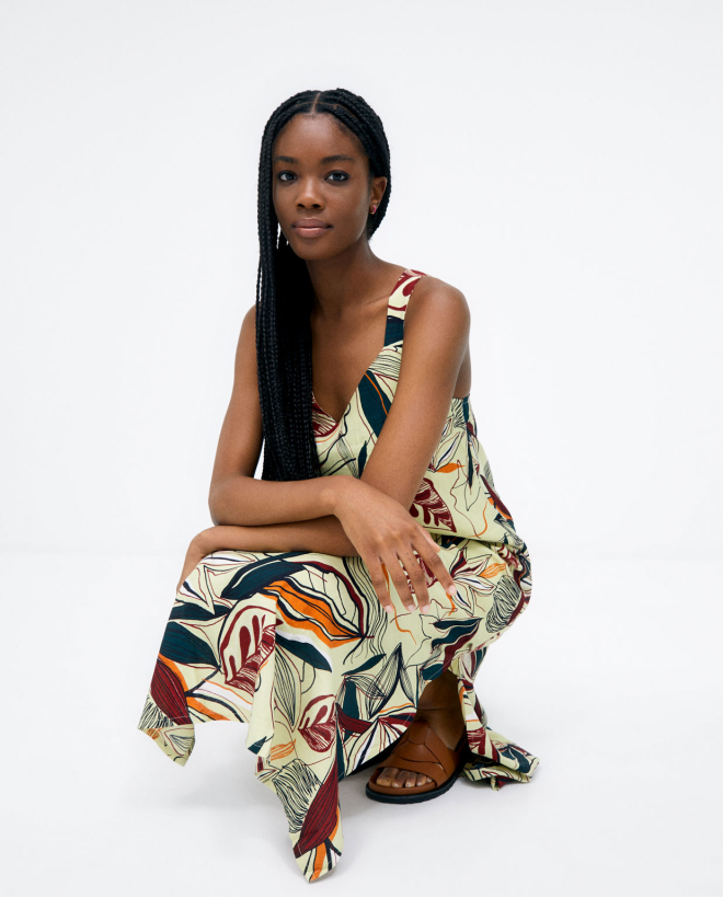 Robe longue à larges...