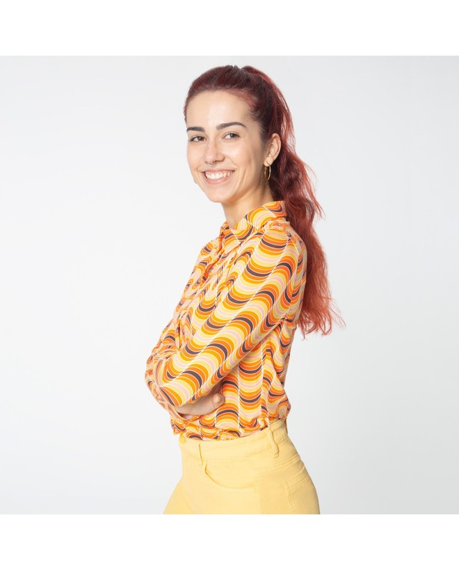 Chemise élastique à manches...